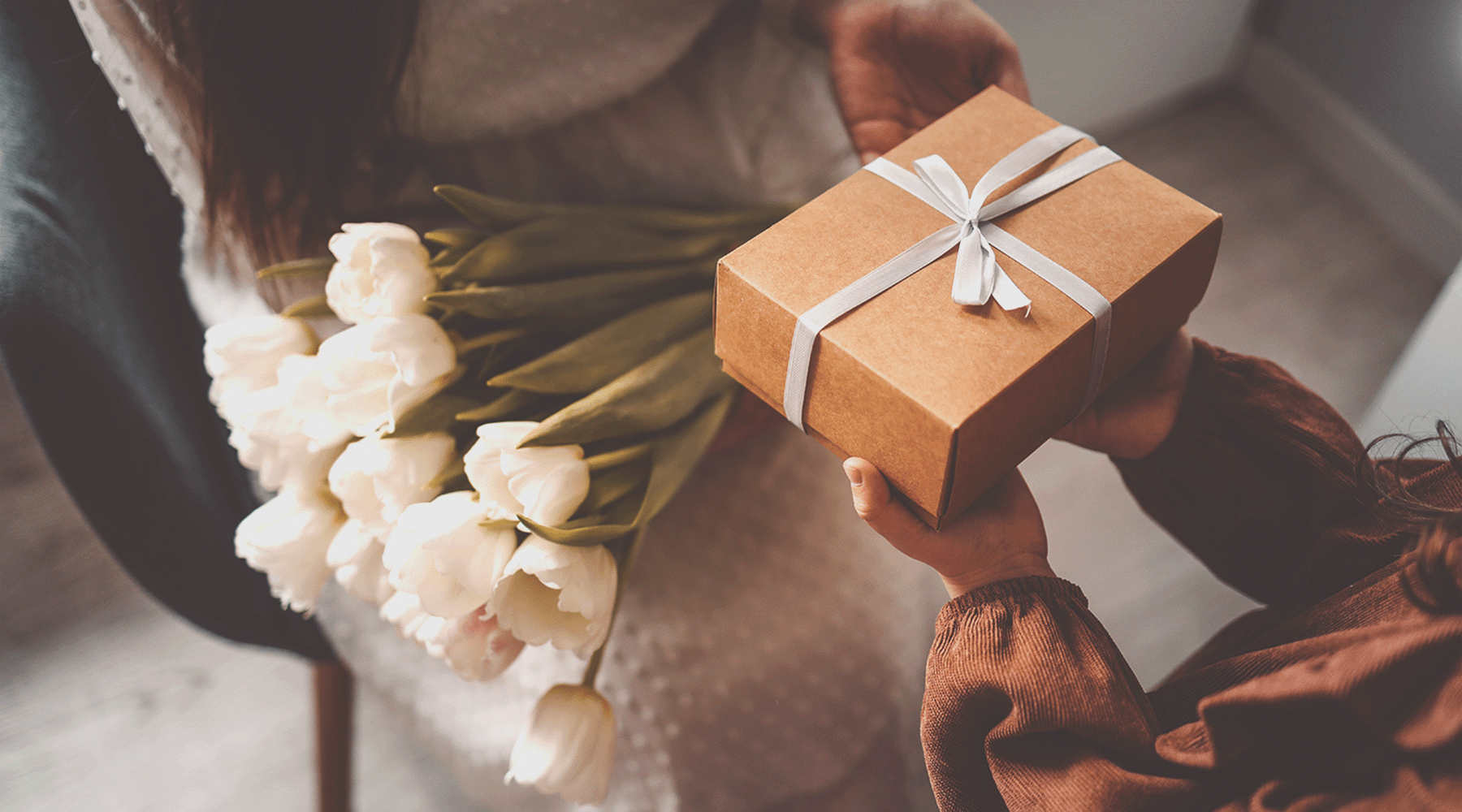 Sustainable Gifting, a gentle act of giving sustainable gifts wrapped with care and intention, celebrating meaningful moments that last.